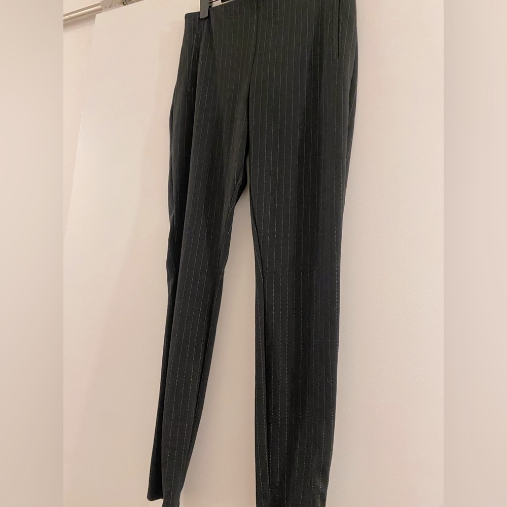 H&M Pinstriped Pull On Elastic Waist Leggings
